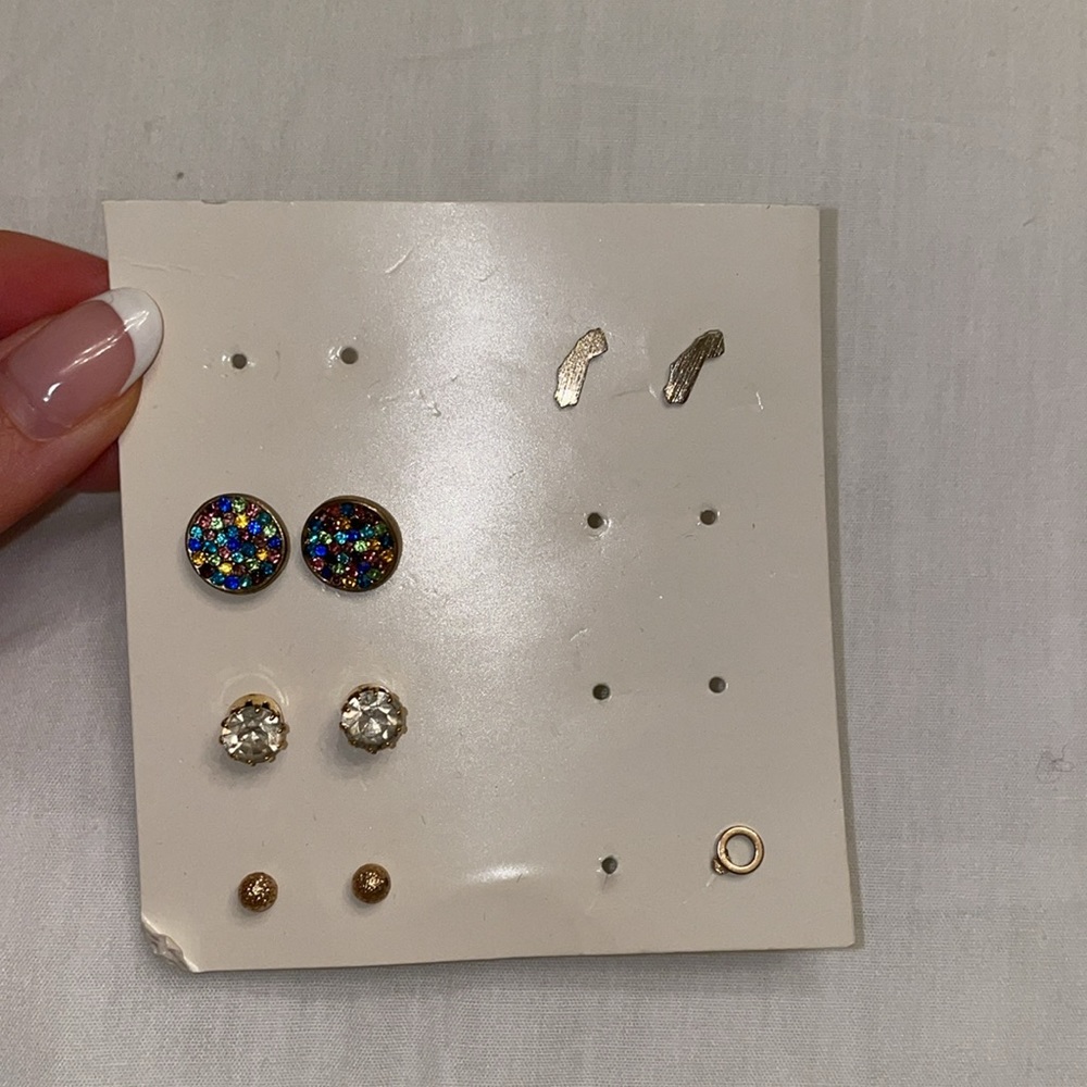 EARRINGS - Picture 2 of 2